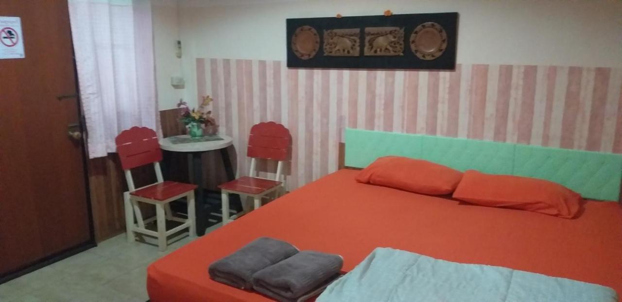 Hotel Tanyahouse Chiang Rai Exterior foto
