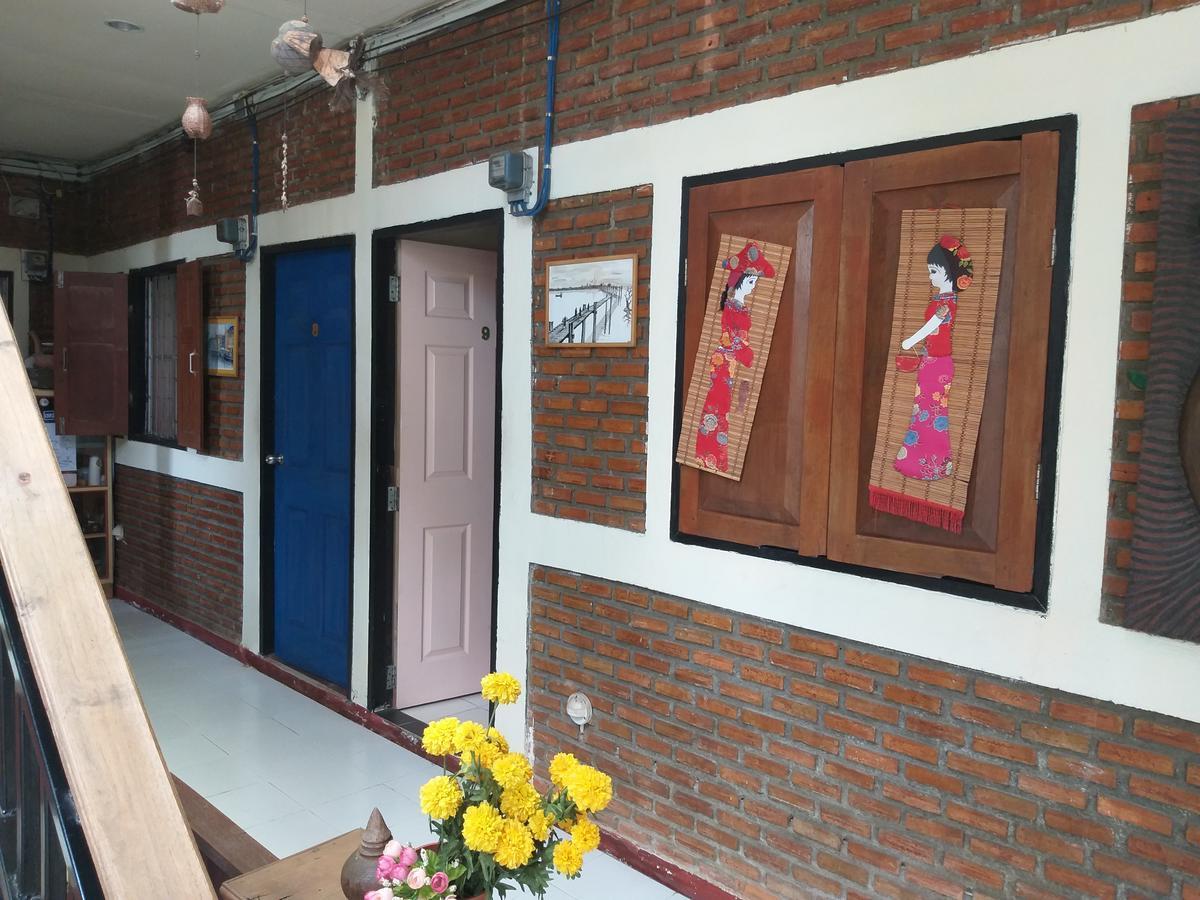 Hotel Tanyahouse Chiang Rai Exterior foto